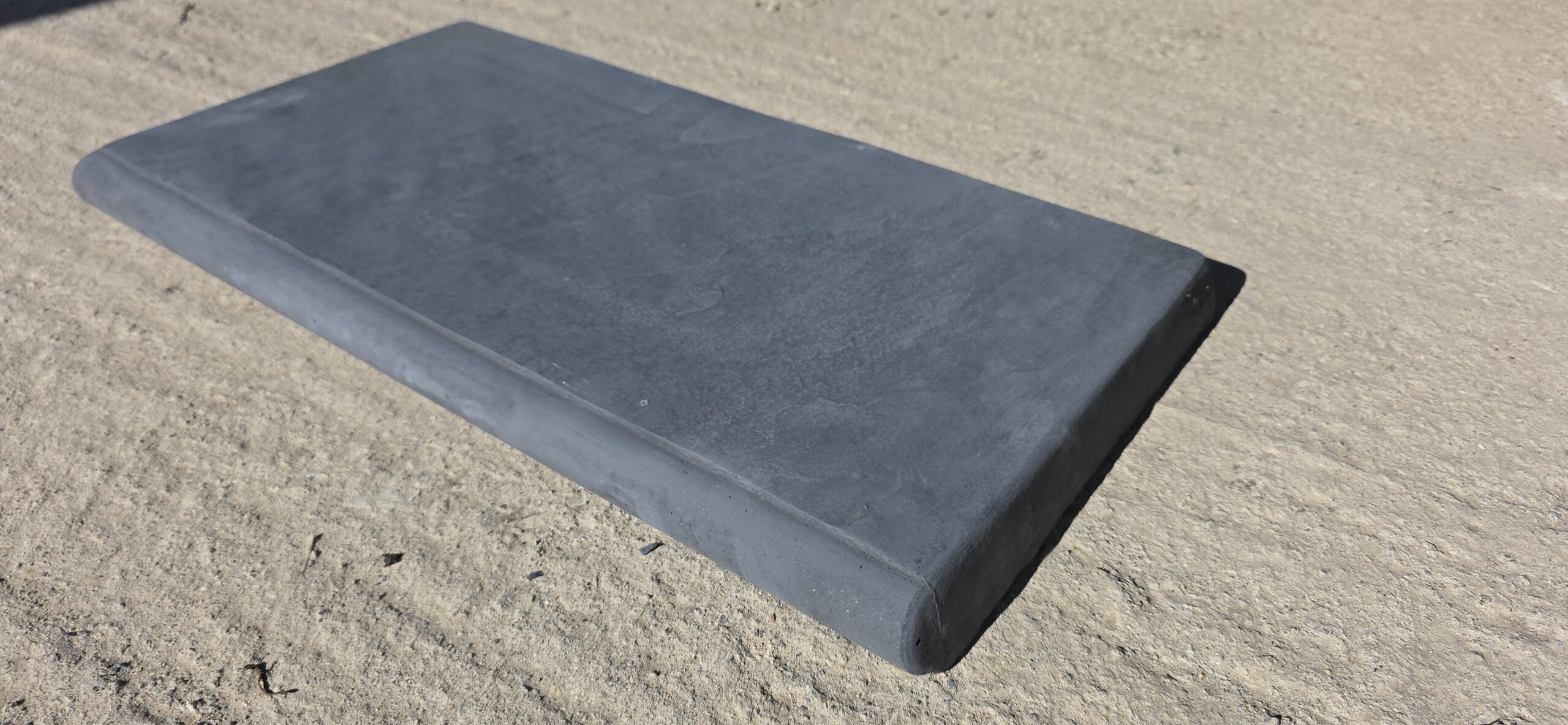 600mm x 300mm Slate texture.